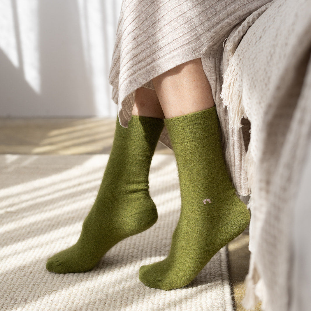 Comfort in Every Temperature: Nooan Socks Made for Spring Wellness
